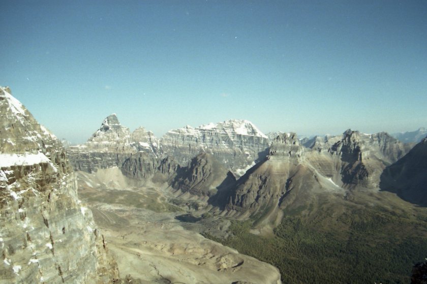 Valley of the Ten Peaks Wastach